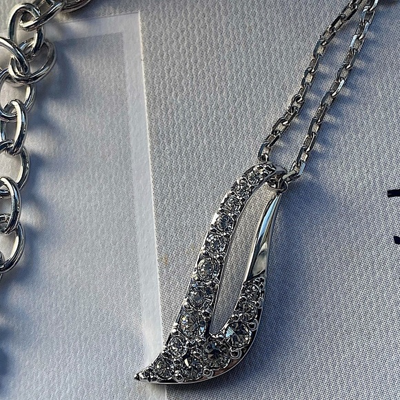 SILVER tone Swarovski crystal necklace - Picture 1 of 7